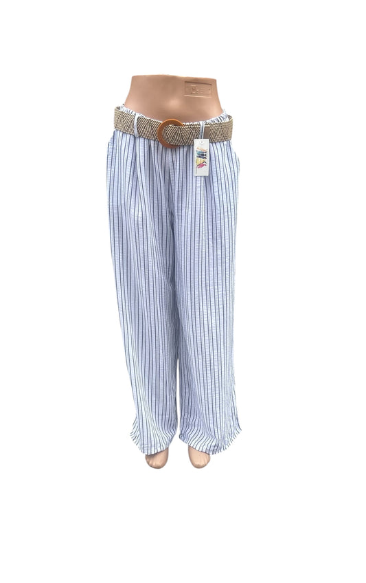 Luftige Sommerhose mit feinem Streifenmuster