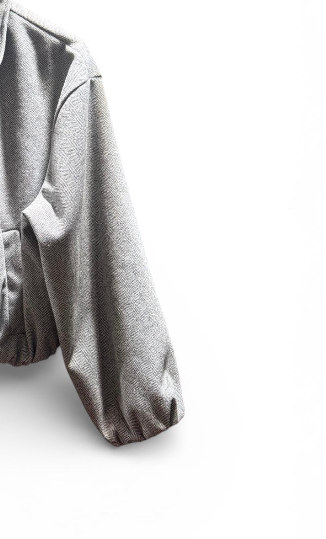 Graue Cropped Jacke mit Reißverschluss – Minimalistischer Oversized Look