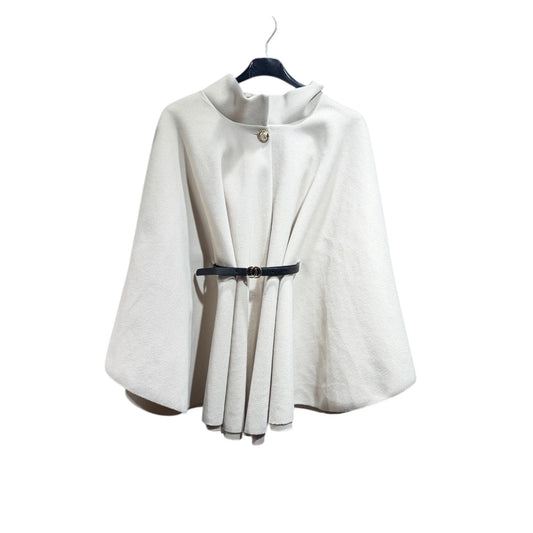 Luxuriöser Cape-Poncho mit Taillengürtel – in Creme, Schwarz & Camel